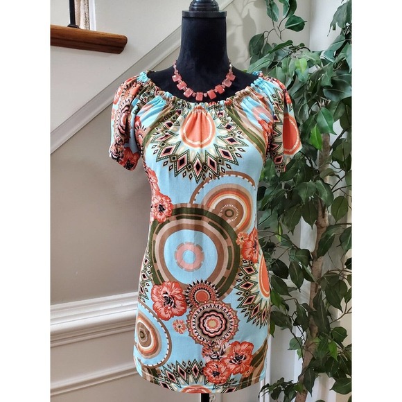 WinWin Tops - Win Win Women Blue Polyester Round Neck Short Sleeve Casual Top Blouse Size S/M